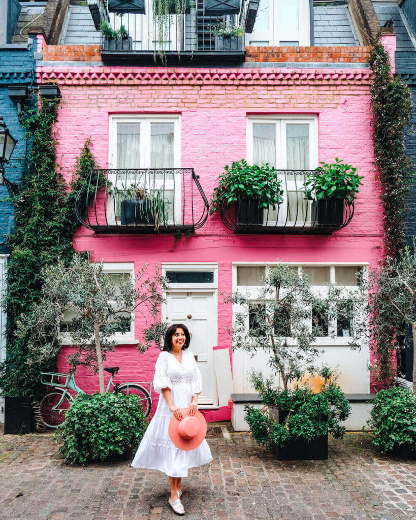 best London travel influencer and blogger
