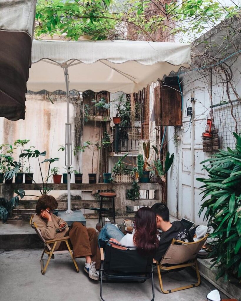Coffee shops with outdoor space in Hanoi, Vietnam