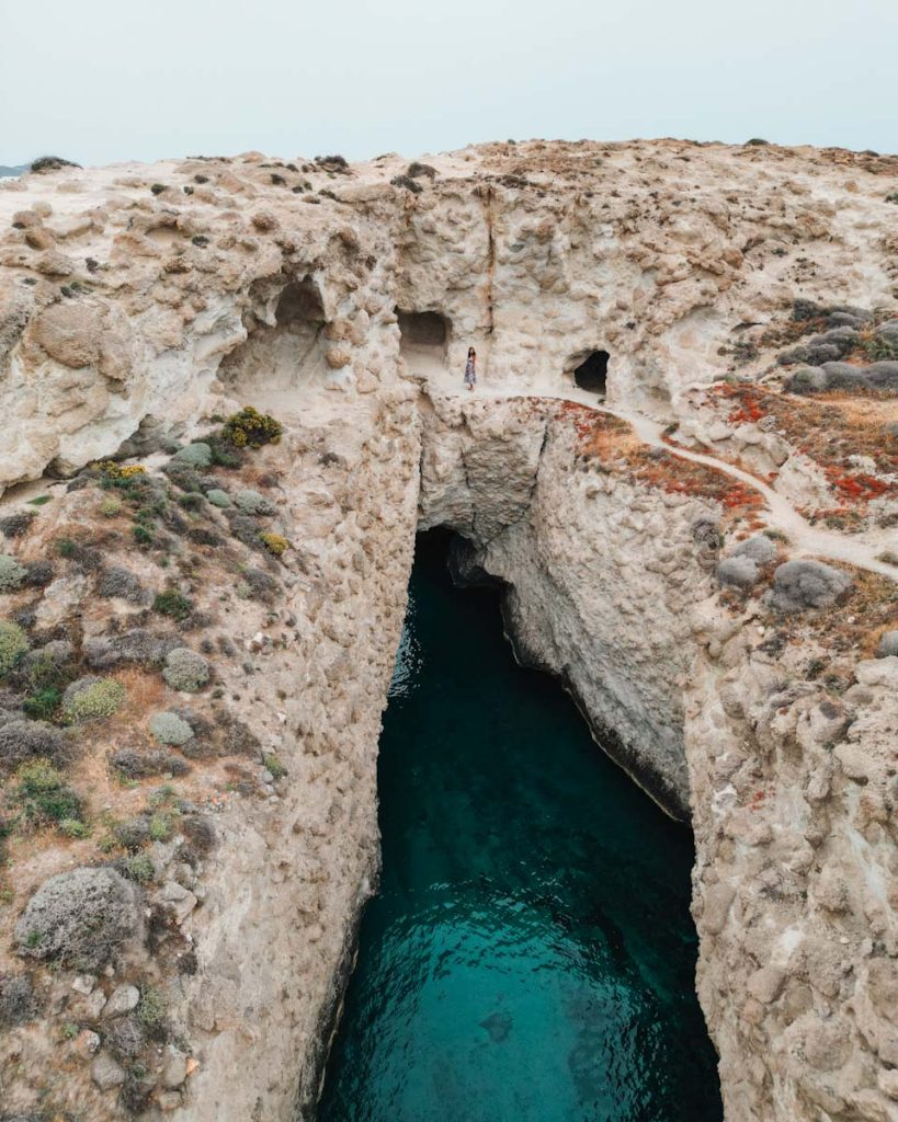 Papafragas Cave milos itinerary