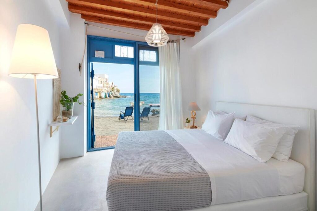 the elephant beach house kimolos island hotels