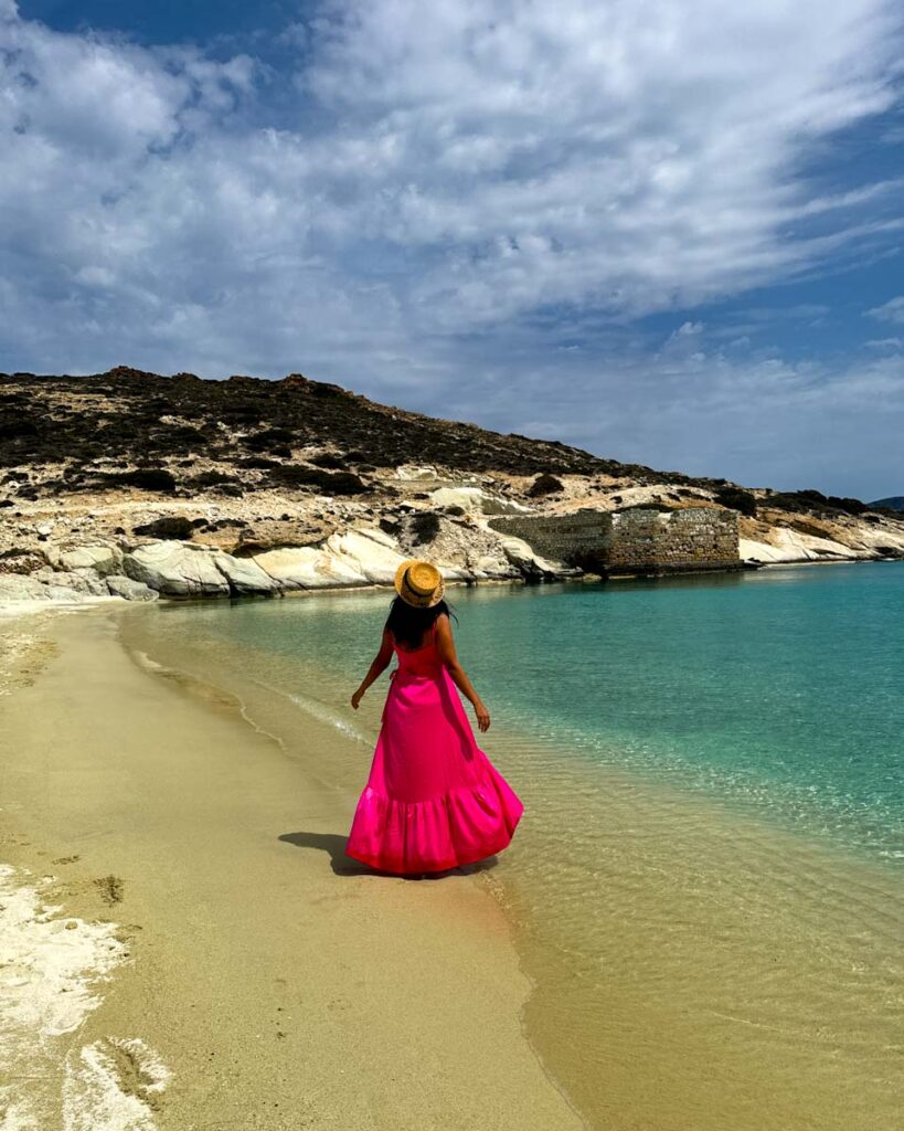 prassa beach kimolos island