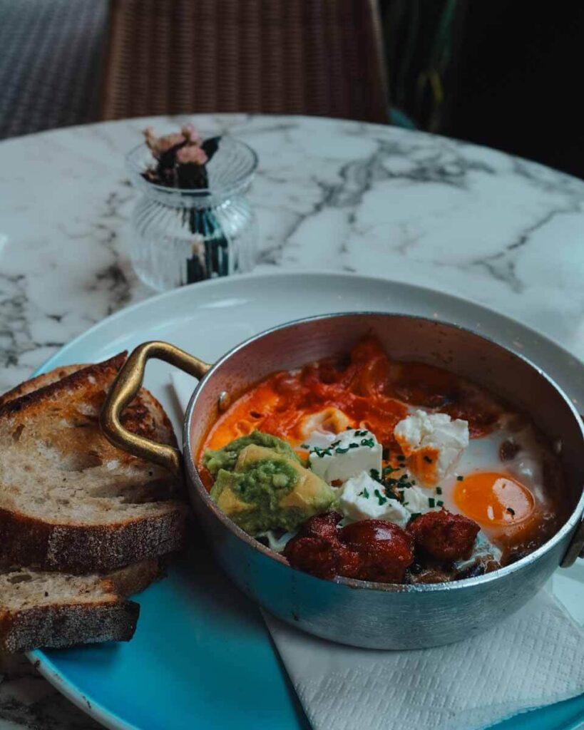 where to eat lunch belgravia london