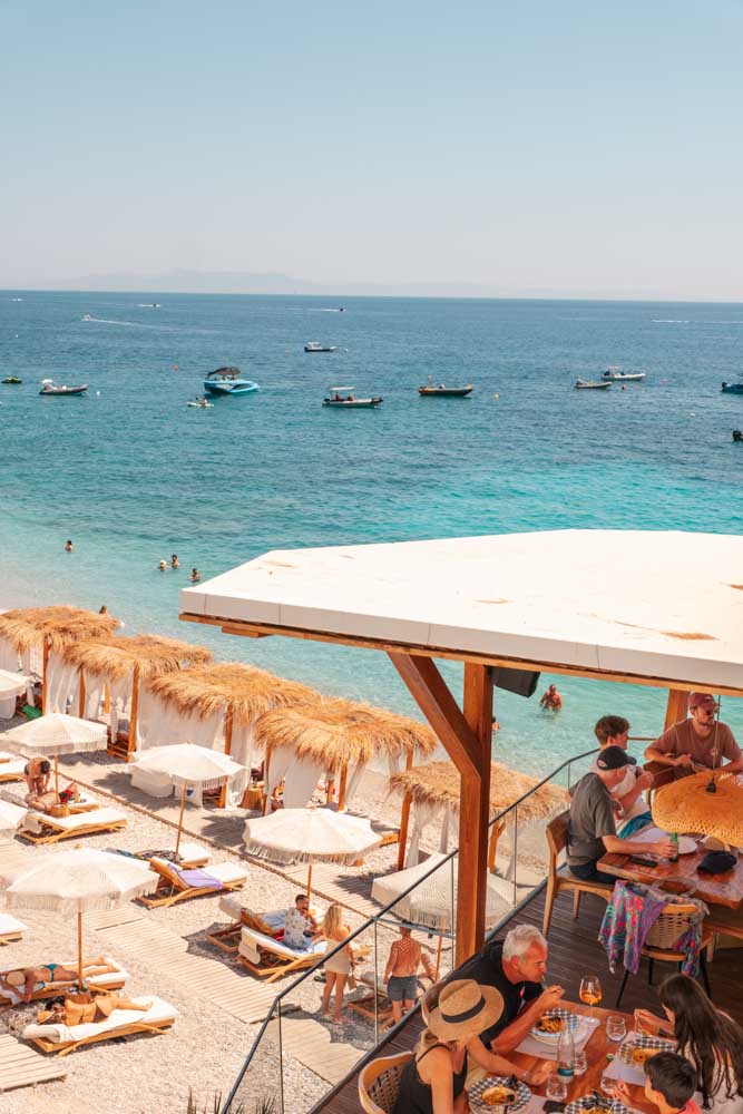 Luciano best restaurants in Dhermi Beach